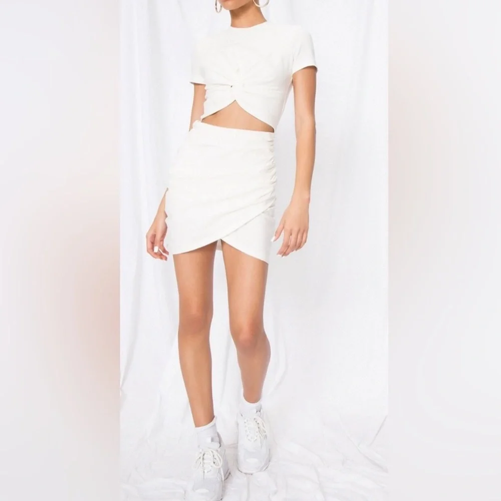 NWT Superdown White Maureen Jersey Mini Dress - Size L - Picture 2 of 10